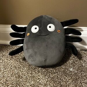 Spider? Occasion Gray Plush Toy